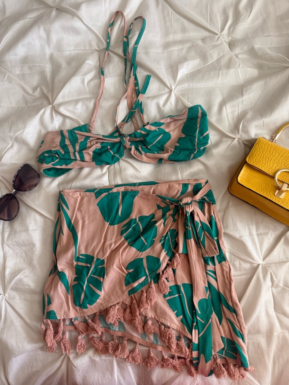 SHEIN Tan and Green Tropical Wrap Set